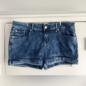 No Boundaries Shorts